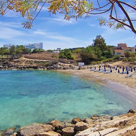 Niovi - Coralli Beachfront בית נופש *